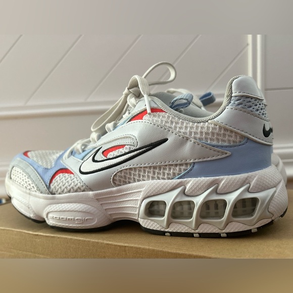 Nike Zoom Air Fire - Picture 2 of 4